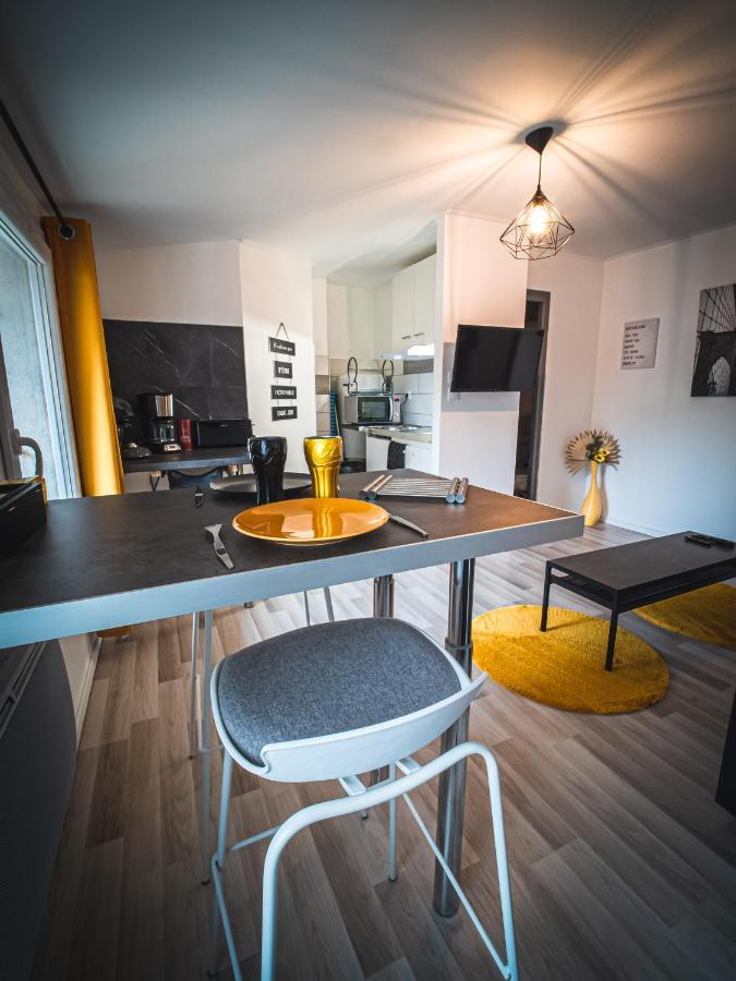 Le P'Tit Jeanne D'Arc Logements Insolites Nancy Exterior photo